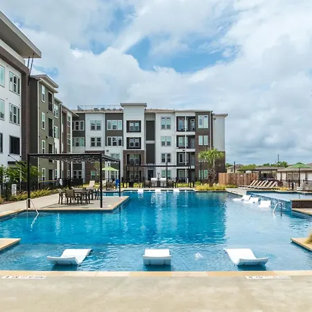 Luxury Apartments Near Airport